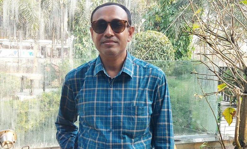 ডা: মা হ মু দু ল  হা সা ন